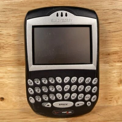 Blackberry RIM 7250 Black Bluetooth Verizon GSM 2G LCD Cell Phone For Parts - Image 1 of 4