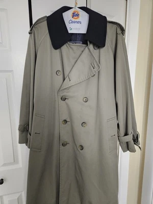 Gabardina Burberry de Colección Oliva Doble Pecho Forro Extraíble Cinturón a Cuadros Nova Foto 1 de 4