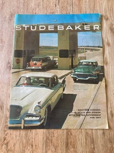 Folleto/póster 1957 Studebaker anuncios de coche presidente comandante Parkview campeón - Imagen 1 de 2
