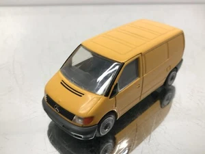 NZG 420 421 MERCEDES BENZ VITO VAN 1996 -YELLOW :43- FAIR - 454 - Imagen 1 de 6