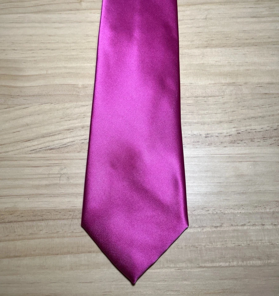 Gravata masculina Geoffrey Beene poliéster rosa quente sólida 58 x 3,25 - Imagem 1 de 4