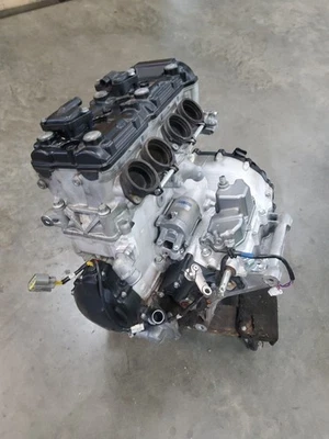 Motor Suzuki GSX-R1000 GSXR 1000 2022 22 17-25 completo sin circular millas DL-678 Foto 1 de 4