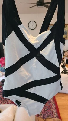 Chanel traje de baño de una pieza 42 Foto 1 de 4