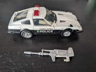 MP-17 Transformers Obra Maestra Prowl Foto 1 de 2