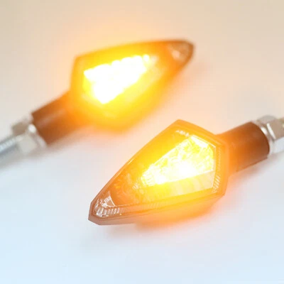 Luz LED intermitente freno trasero Kiva para moto Foto 1 de 4