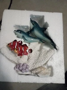 TWO BLUE DOLPHINS RESIN FIGURINE CLOWNFISH 8.5" X 7" X 4" FIGURINE NEW 90114 - Picture 1 of 7