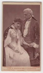 CHARLES WYNDHAM & MARY MOORE : ACTORS : IN DAVID GARRICK : CARTE DE VISITE - Picture 1 of 3