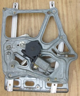 Regulador y motor ventana trasera derecha pasajero clásico Saab 900 convertible 86-94 Foto 1 de 2