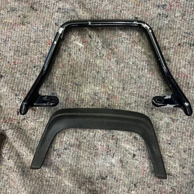 Triumph Daytona Speed Triple T300 900 1200 Grip Rail Pillon Kit Foto 1 de 4