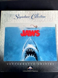 JAWS-1975 (Signature Collection 4 Laser Discs Box Set) W/CD Soundtrack & Book - Bild 1 von 8