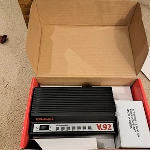 US Robotics 5686G 56K FaxModem V.92 And V.90 Technologies NO WRAP PLS see detail - Afbeelding 1 van 6