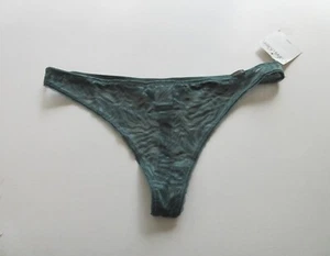 Calvin Klein Shimmy Thong D1619 L MSRP $12.00 NWT - Picture 1 of 9