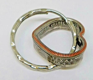 LLAVERO CORAZÓN DE MONEDA EE. UU. CUARTO DE ESTADO tú también eliges los anillos de moneda del estado - Imagen 1 de 4