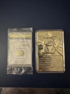 Pokémon Pickachu 23k Gold Plated Trading Card & Pokeball Burger King - Picture 1 of 7