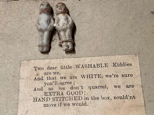 2 Tiny Tiny Vintage Porcelain Dolls. - Picture 1 of 3