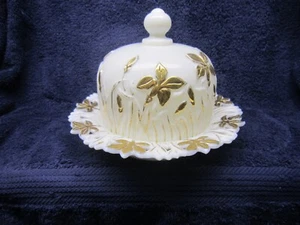ANTIQUE MILK GLASS WILD IRIS COVERED BUTTER DISH BY CONSOLIDATED GLASS. 1-19 - Picture 1 of 4