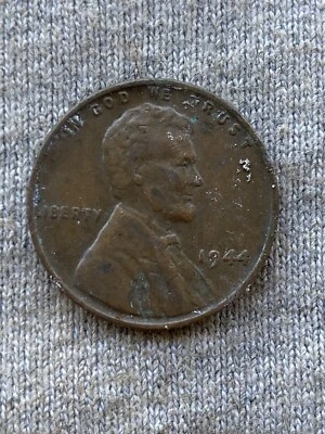 🔥RARE 1944 Wheat Penny Error No Mint Mark “L” in Liberty Rim Error Cent Coin🔥 - Image 1 of 2