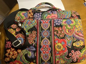 Vera Bradley Quilted Hard Shell Padded Laptop Case - Paisley Floral - Photo 1/10