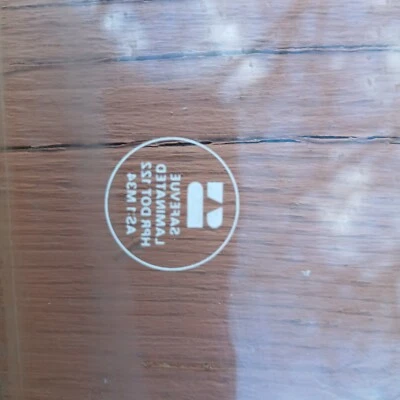 劳斯莱斯 1978 前后挡风玻璃 — 第 1/4 张图片