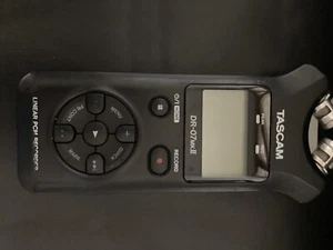 Tascam DR-07MKII, digitaler Fieldrecorder, USB Steckdose hat Wackelkontakt - Bild 1 von 2