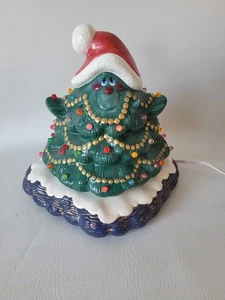 Vtg Lighted Ceramic Smiley Face Christmas Tree W/ Plastic Faceted Bulbs & Base - Picture 1 of 7