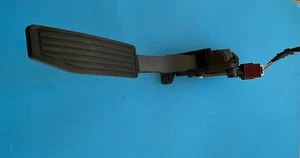 2019 CHEVROLET COLORADO 2.5L RWD ACCELERATOR PEDAL ASSY OEM 84317852 - Picture 1 of 6