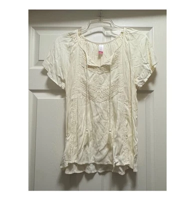 Women’s No Boundaries Cream Short Sleeve Blouse Western Theme Size Medium - Image 1 of 4