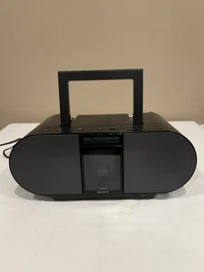 Radio CD SONY MP3 Boombox modello ZS-S4iP nera funziona benissimo! - Foto 1 di 11
