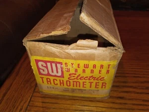 ORIGINAL STEWART WARNER BOX ONLY 100-B SERIES TACHOMETER 8000 RPM 434295 - Picture 1 of 3