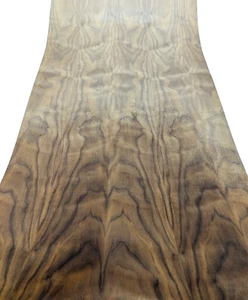 Figürliches Walnussholz Furnier Blatt 24" x 48" mit PSA Unterlage A Klasse 1/40" dick - Bild 1 von 3