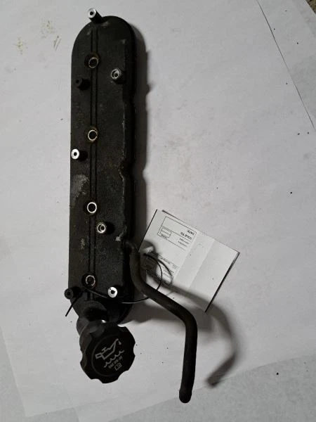 CUBIERTA VÁLVULA LADO DERECHO se adapta a GMC YUKON 2002 Foto 1 de 4