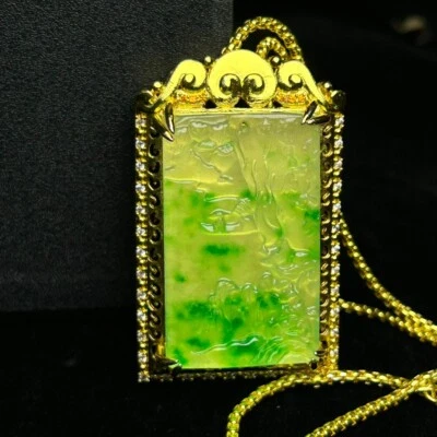  Colgante y collares de paisaje tallado jadeíta con incrustación verde hielo natural Foto 1 de 4