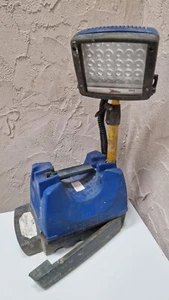 Ritelite K9 wiederaufladbare LED-Arbeitsleuchte mit Verlängerungsstangen (Ref 1) - Bild 1 von 4