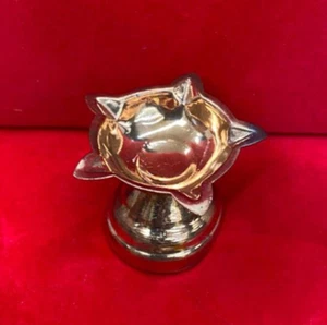 Copper Diya Indian Traditional Oil Lamp Dia for Pooja Diya with Stand for Temple - Picture 1 of 3