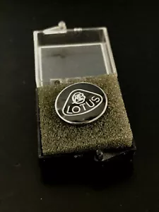 Lotus 007W6024 Lapel Pin Tie Tack Black & Silver NOS in Box, 17mm - Picture 1 of 3