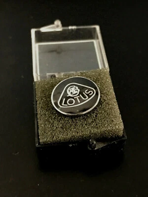 Lotus 007W6024 Lapel Pin Tie Tack Black & Silver NOS in Box, 17mm - Image 1 of 3