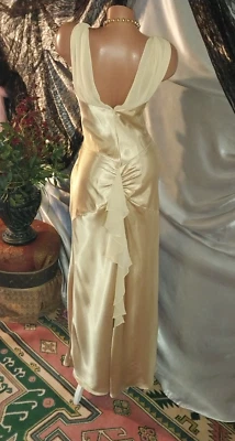 VTG SATIN Shiny Betsy Gold Halter Maxi Evening Dress Gown BOMBSHELL EVENT 14 - Image 1 of 4