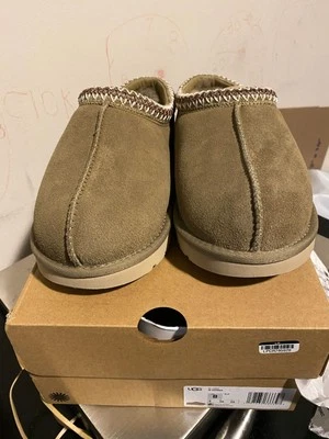 Zapatillas UGG Tasman para mujer color antílope talla 8 - nuevas con caja Foto 1 de 3