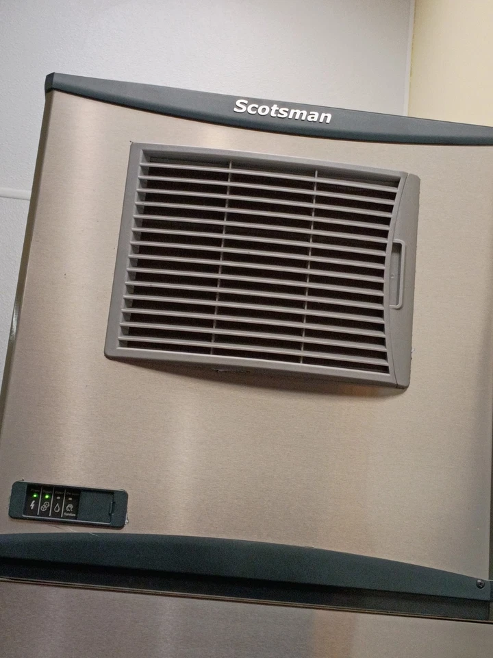 Scotsman Model No. NH0422A‐1  Ice maker - Image 1 of 1