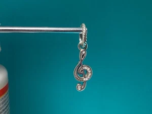 🌸 Dije reversible nota musical cristal plata Brighton (C6) nuevo sin etiquetas 🌸 - Imagen 1 de 5