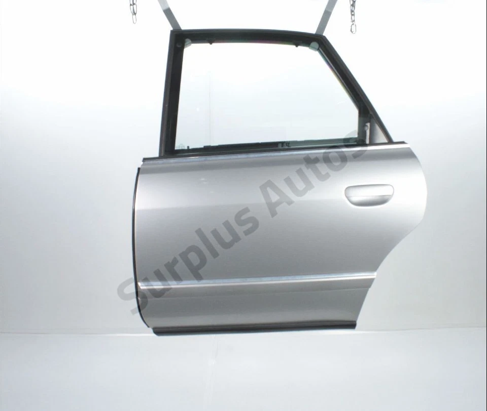PORTE ARRIERE GAUCHE A4D0833051E AUDI A8 - 1 phase 2 (02/1999 11/2002) - Photo 1/1