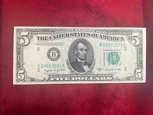 Crisp 1950 C Series $5 note - Picture 1 of 5