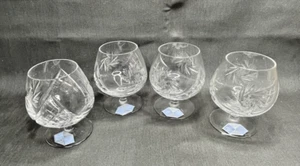 Cognac 4oz Glasses Vintage Beautifully Hand Etched set of 4 Pinwheel New In Box - Bild 1 von 6