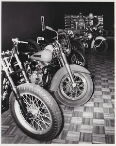 1993 Pressefoto Harley Davidson Motorräder in Milwaukee Iron Ausstellung - Bild 1 von 2