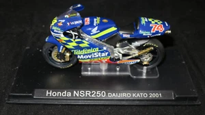 1:22 CHAMPION RACING MOTOR BIKES MOTO GP HONDA NSR250 D KATO #74 2001 UNBOXED - Bild 1 von 2