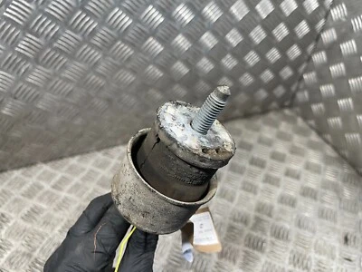 IVECO DAILY 2.3 MK4 MK5 2007-14 Gearbox Mount Holder 5801283686 GENUINE - Image 1 of 4