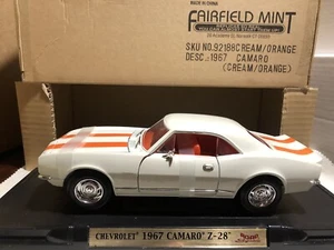 1967 Chevrolet Camaro Z-28 Diecast 1/18 Orange/Cream Road Signature - Picture 1 of 6