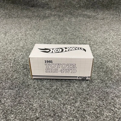 Toyota SR5 81 4x4 1:64 Mattel Hot Wheels RLC exclusivo  Foto 1 de 4