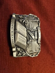 Year of the Bible Religion 1983 Commemorative Vintage Bergamot Belt Buckle - Picture 1 of 7