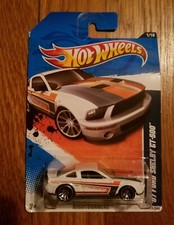 Hot Wheels Nightburnerz 2007 Ford Shelby GT-500 Mustang